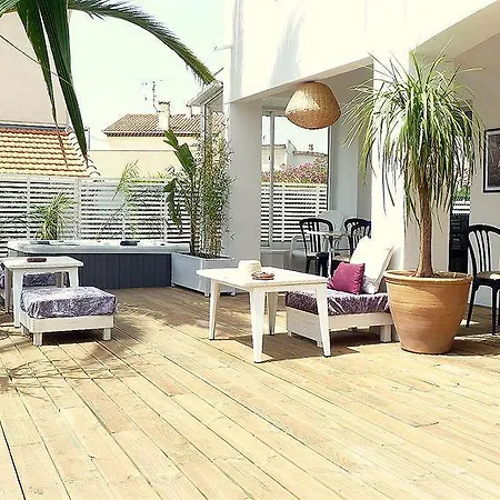 Hotel Sable Et Soleil - Port, Et Jacuzzi Prive Fréjus