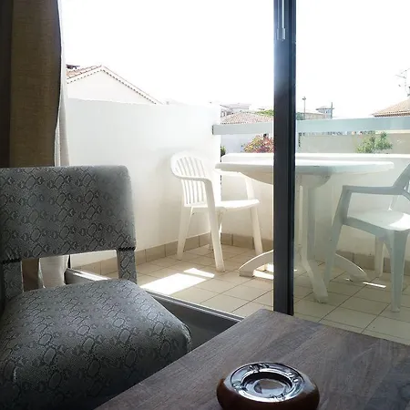Sable Et Soleil - Port, Et Jacuzzi Prive Fréjus