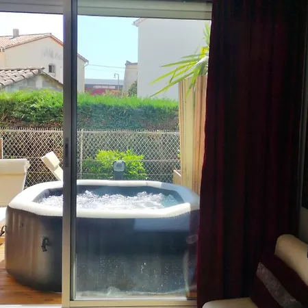 Sable Et Soleil - Port, Et Jacuzzi Prive 3* Frejus