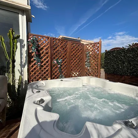 Sable Et Soleil - Port, Et Jacuzzi Prive 3* Frejus
